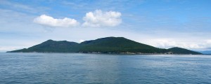 1024px-Cypress_Island_from_Rosario_Strait